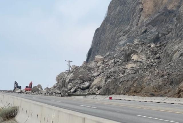 rockslide-along-highway-97-north-of-summerland.jpeg
