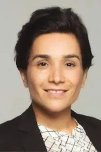 Vida Ramin portrait