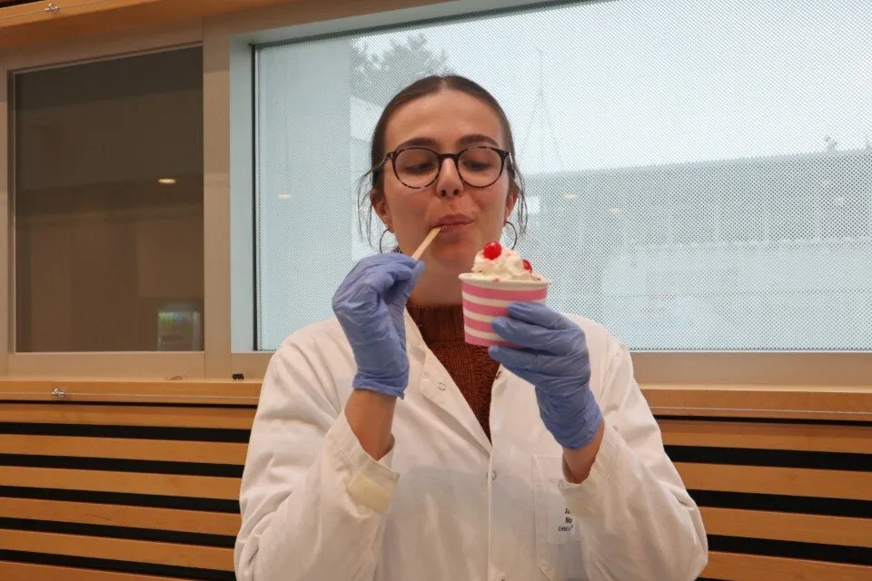 Jacqueline Mansiere making liquid nitrogen ice cream